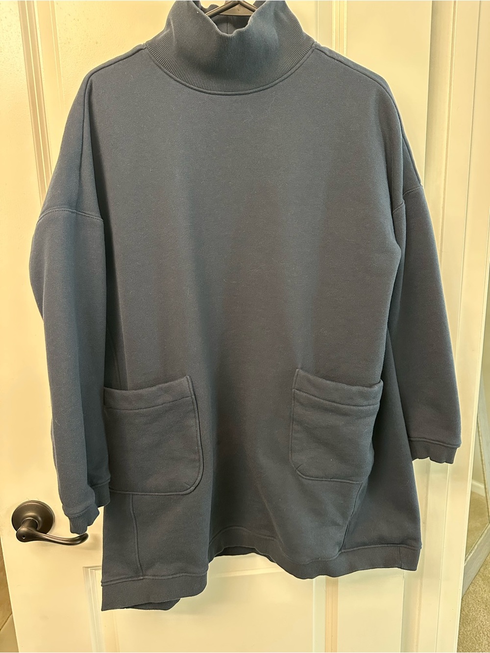 Tuckernuck Pomander Place Porter Sweatshirt Dress Navy Blue M